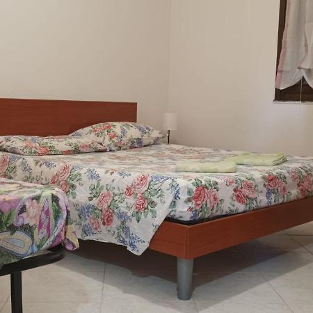 Casa Vacanze Sos Flores Alghero Buitenkant foto
